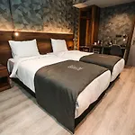 Emen\'S Otel