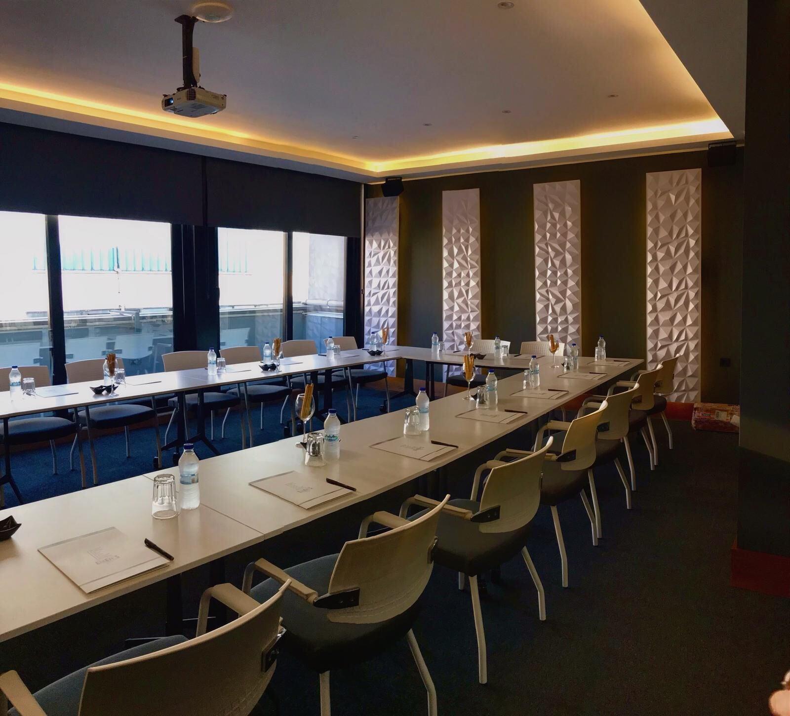 Emen's Otel İzmir